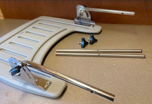 Extension bar adaptation to Leckey Horizon tray